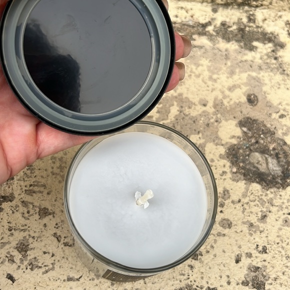 2 brand new white barn signature collection candle set - Picture 7 of 9